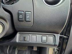 2022 Nissan Navara SL