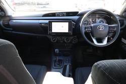 2022 Toyota Hilux SR