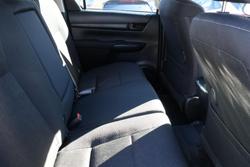 2022 Toyota Hilux SR