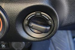 2022 Toyota Hilux SR