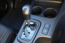 2022 Toyota Hilux SR