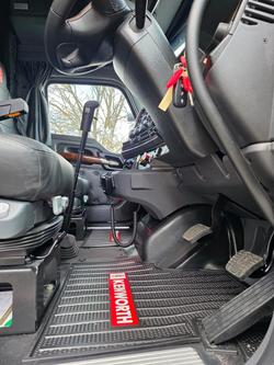 2024 Kenworth T610sar SAR Grey