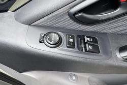 2011 Hyundai iLoad TQ-V MY11 Creamy White
