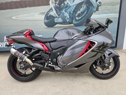 Suzuki GSX1300RR (hayabusa)