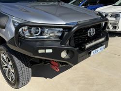 2017 Toyota Hilux SR5