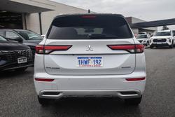2023 Mitsubishi Outlander Exceed Tourer