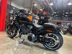 2017 Harley-Davidson Breakout 107 (FXBR) Softail Black