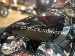 2017 Harley-Davidson Breakout 107 (FXBR) Softail Black