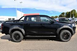 2026 Isuzu D-MAX BLADE