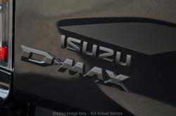 2026 Isuzu D-MAX BLADE