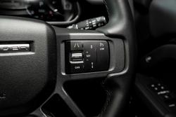 2025 Land Rover Defender 130 D350 X-Dynamic SE