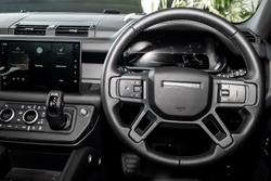 2025 Land Rover Defender 130 D350 X-Dynamic SE