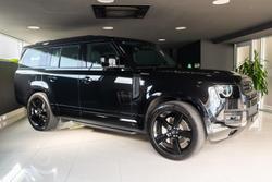 2025 Land Rover Defender 130 D350 X-Dynamic SE
