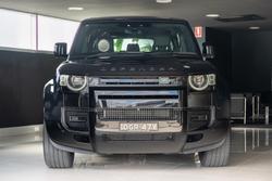 2025 Land Rover Defender 130 D350 X-Dynamic SE