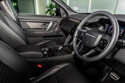 2025 Land Rover Discovery Sport P300e Dynamic SE