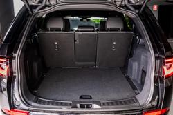 2025 Land Rover Discovery Sport P300e Dynamic SE