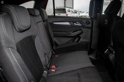 2025 Isuzu MU-X LS-M MY25.5 4x2 Magnetic Red