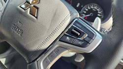 2024 Mitsubishi Pajero Sport GLS