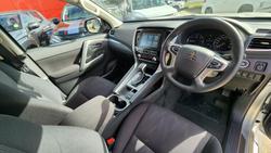 2024 Mitsubishi Pajero Sport GLS