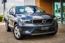 2025 Volvo XC40 Plus B4