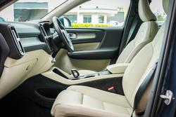 2025 Volvo XC40 Plus B4