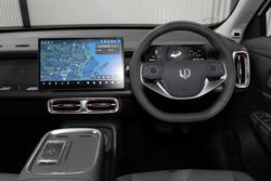 2026 Leapmotor B10 Design LR