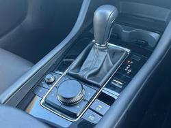 2025 Mazda 3 G20 Touring