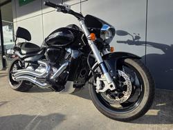 2017 Suzuki VZR 1800 BOULEVARD (M109R) BLACK