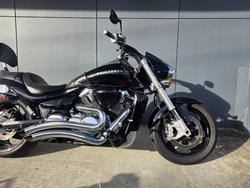 2017 Suzuki VZR 1800 BOULEVARD (M109R) BLACK