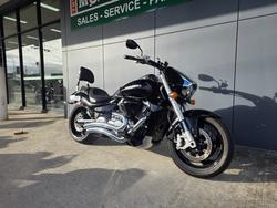 2017 Suzuki VZR 1800 BOULEVARD (M109R) BLACK