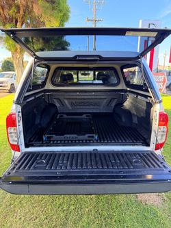 2017 Nissan Navara SL