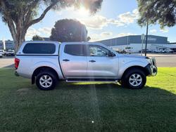 2017 Nissan Navara SL
