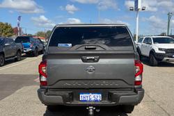 2023 Nissan Navara ST-X