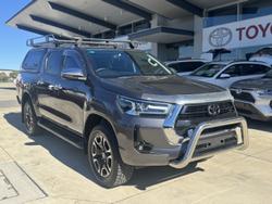 2021 Toyota Hilux SR5