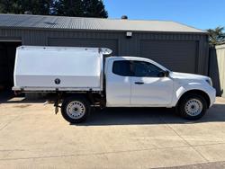 2021 Nissan Navara SL