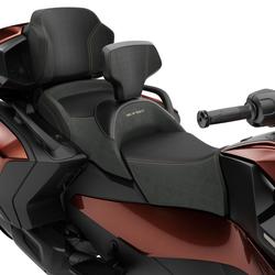 2026 Can-Am Spyder RT Sea-to-Sky Spyder RT Red