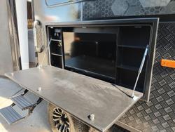 2026 Cadillac RV Ourea Royal Plus King Bed Family Triple Bunk Full Victron