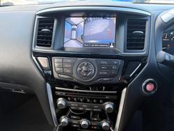 2016 Nissan Pathfinder ST-L