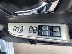 2016 Toyota Camry Atara SX
