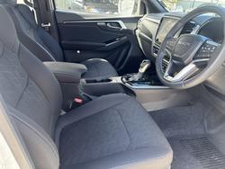 2025 Isuzu D-MAX