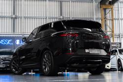 2023 Land Rover Range Rover Sport D250 SE