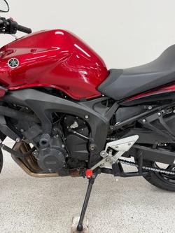 2006 YAMAHA FZ6S Red