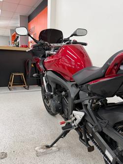 2006 YAMAHA FZ6S Red