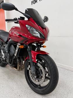 2006 YAMAHA FZ6S Red