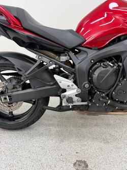 2006 YAMAHA FZ6S Red