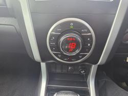 2020 Isuzu MU-X Onyx Edition