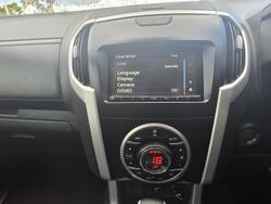 2020 Isuzu MU-X Onyx Edition