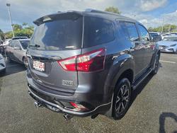 2020 Isuzu MU-X Onyx Edition