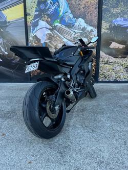 2017 Yamaha YZF-R6 GREY