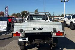 2019 Toyota Hilux SR